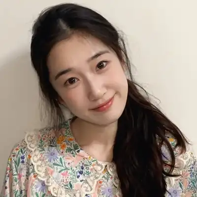 韦芳睿